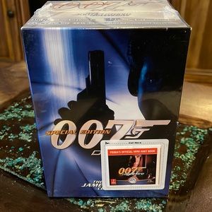 NIB James Bond 007 Box Film Set